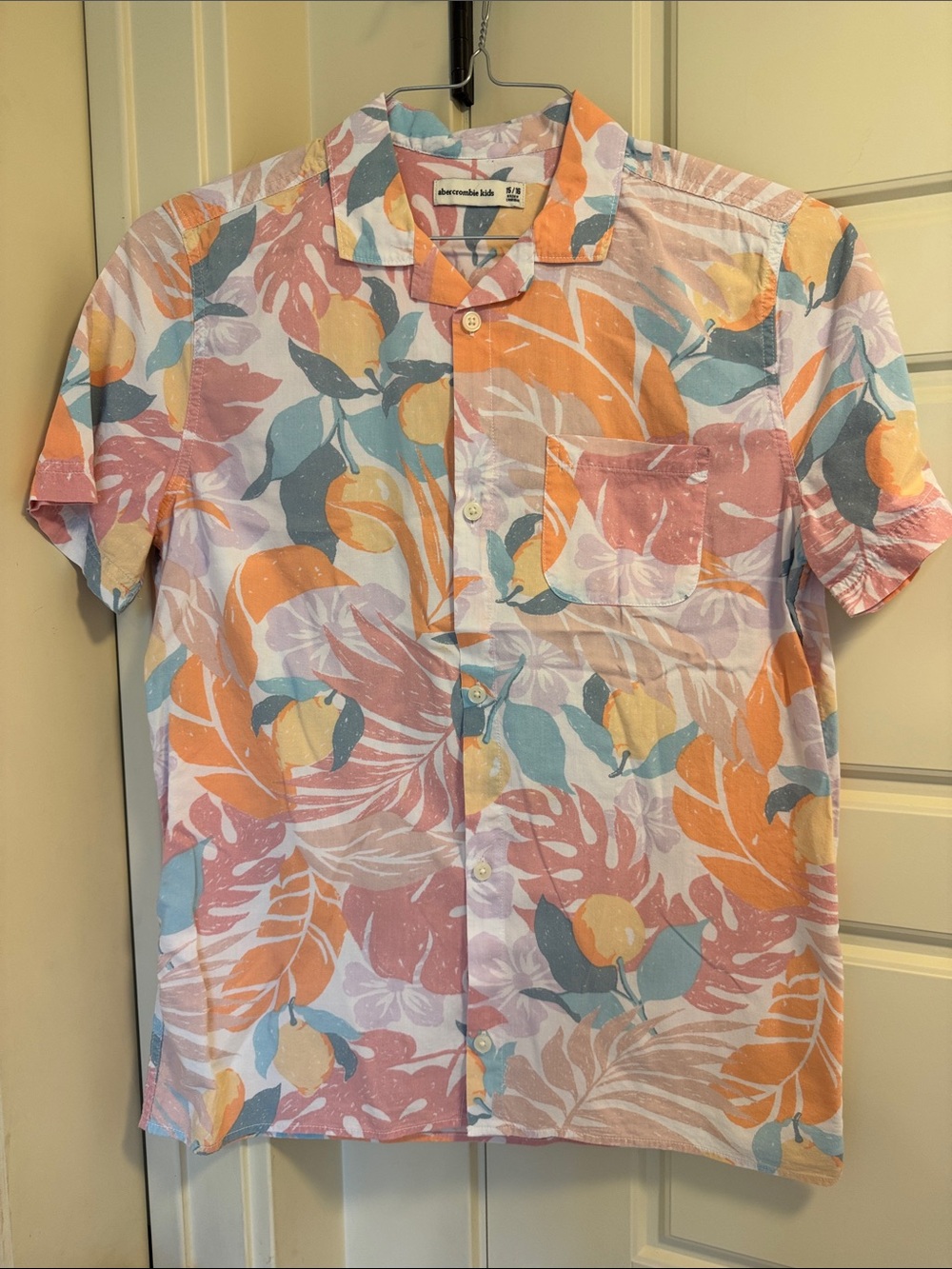 Abercrombie & Fitch Boys Short-Sleeve Tropical Print Shirt - Pastel Multi